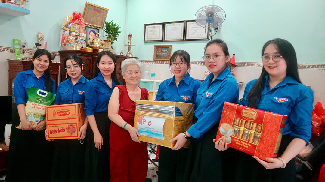 chuyen tham me viet nam anh hung 2025 6