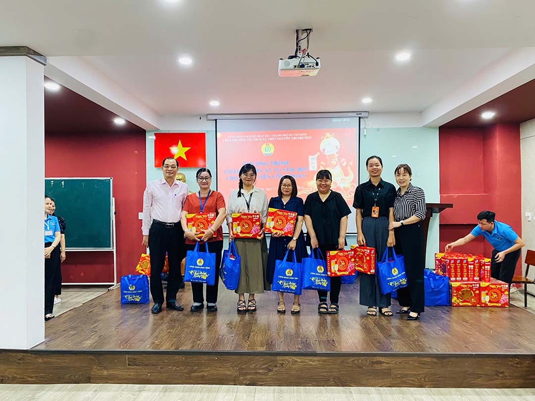 cong doan cham lo tet 2025 6