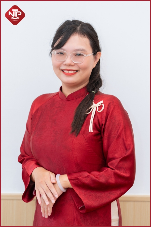 Cô Lý Huỳnh Thanh Tâm