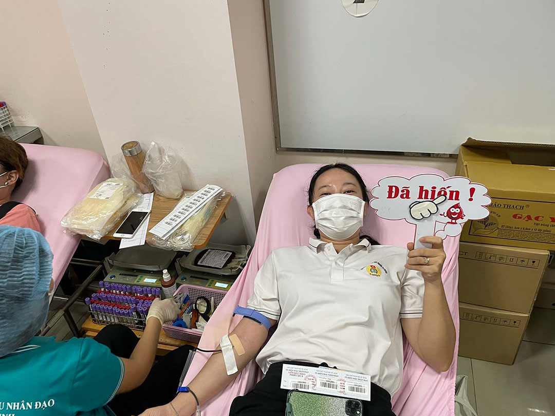 huong ung phong trao hien mau 2023 2