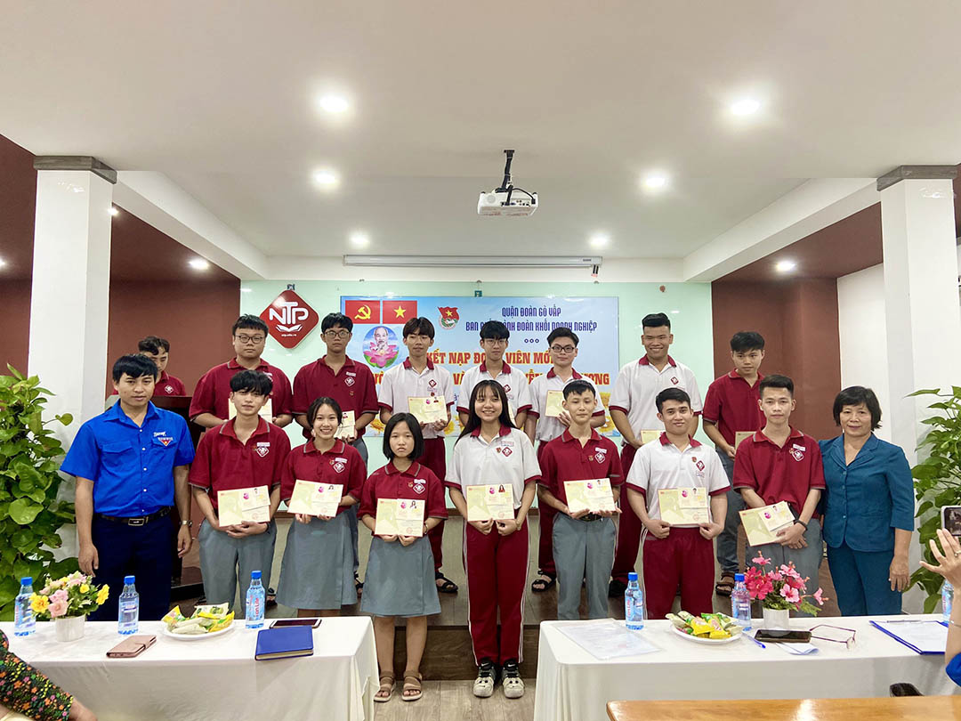 le ket nap doan vien moi dot 2 2020 4