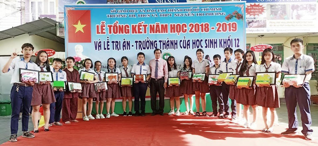 le tong ket nam hoc 2018 2019 3