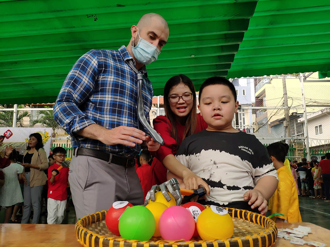 ngay hoi noi tieng anh 2021 3