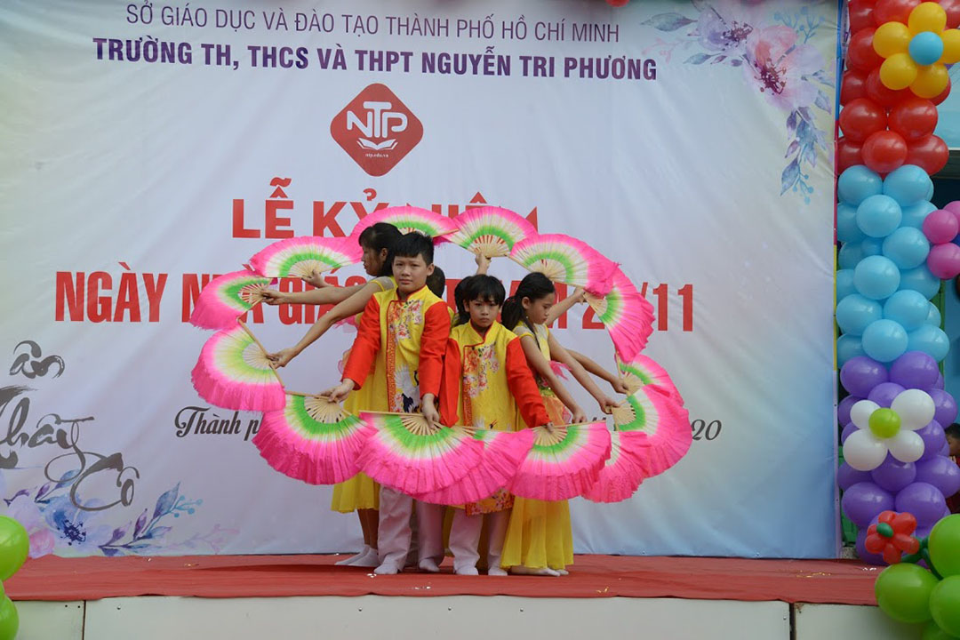 ngay nha giao viet nam 20 11 2020 4