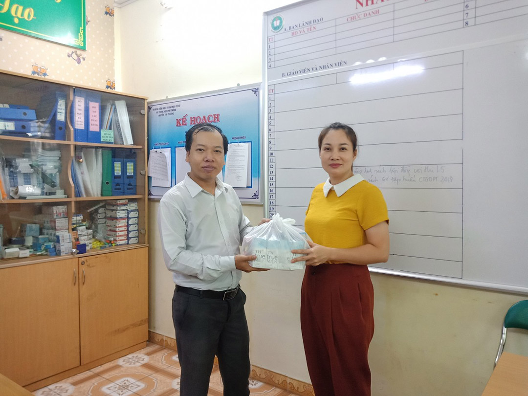 tang qua cong doan vien 1 6 2020 3