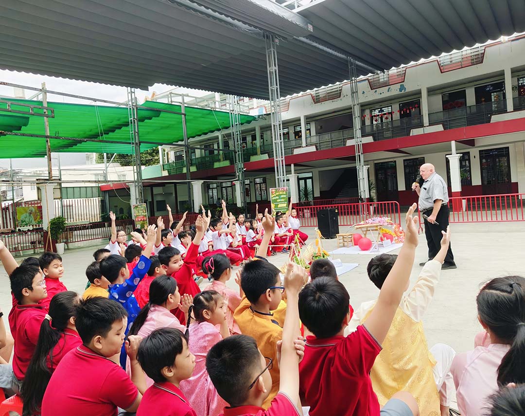 cho xuan trong gio hoc tieng anh 10