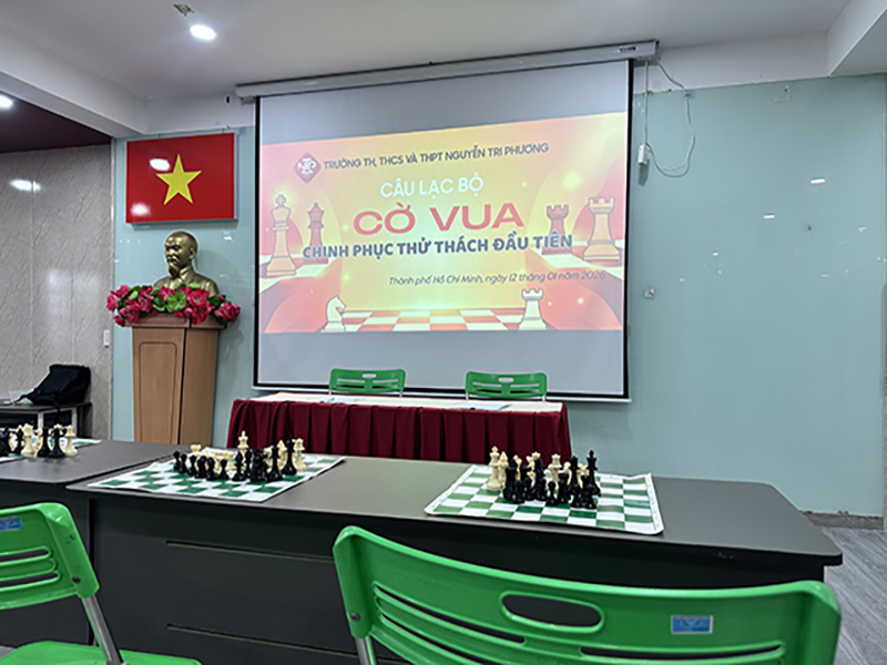 Câu lạc bộ cờ vua: chinh phục 