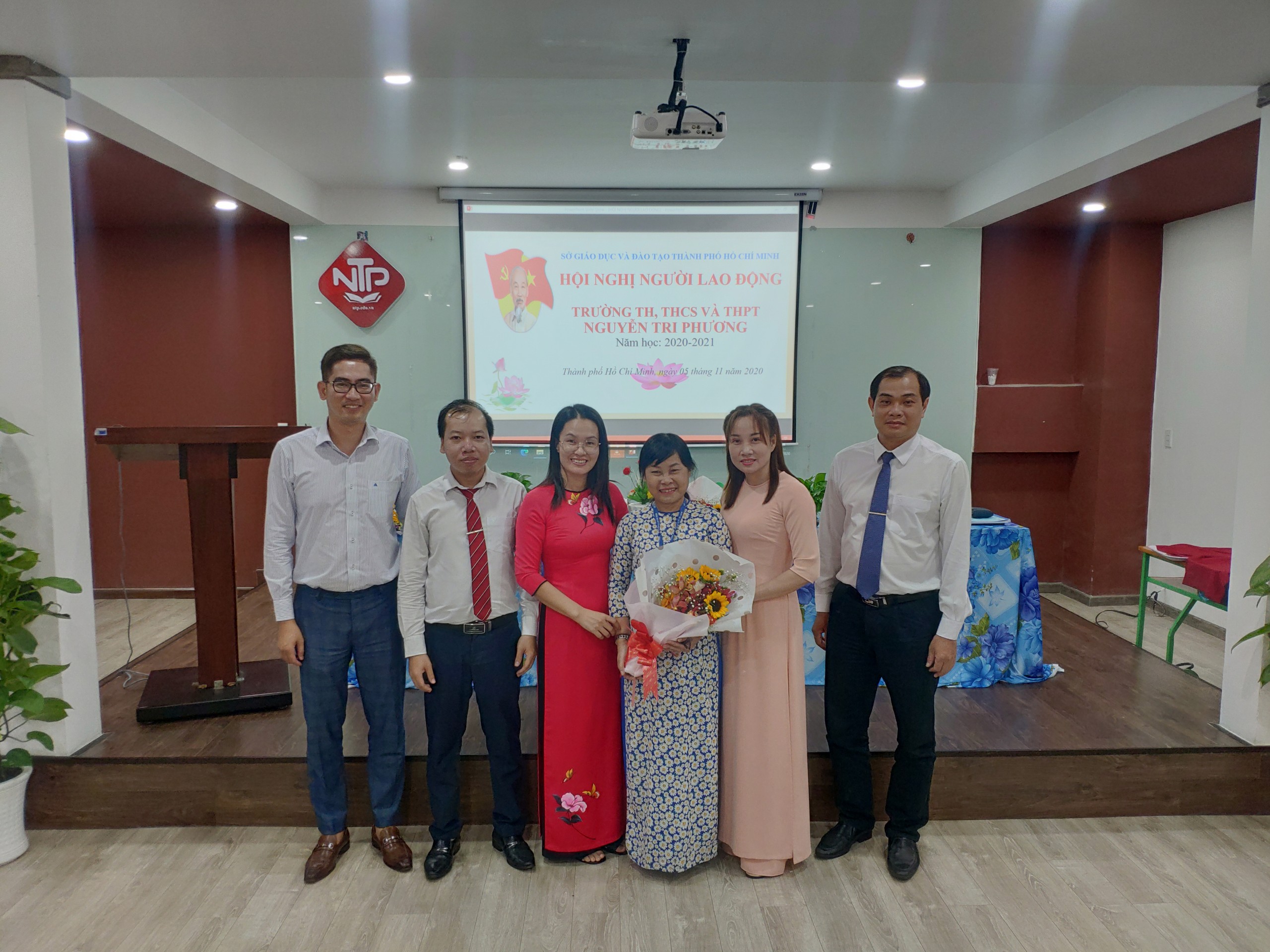 hoi nghi nguoi lao dong 1